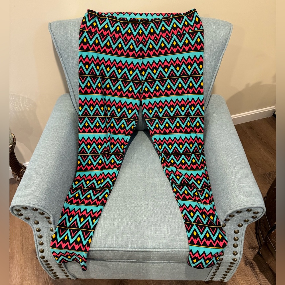 Lularoe leggings tall and curvy